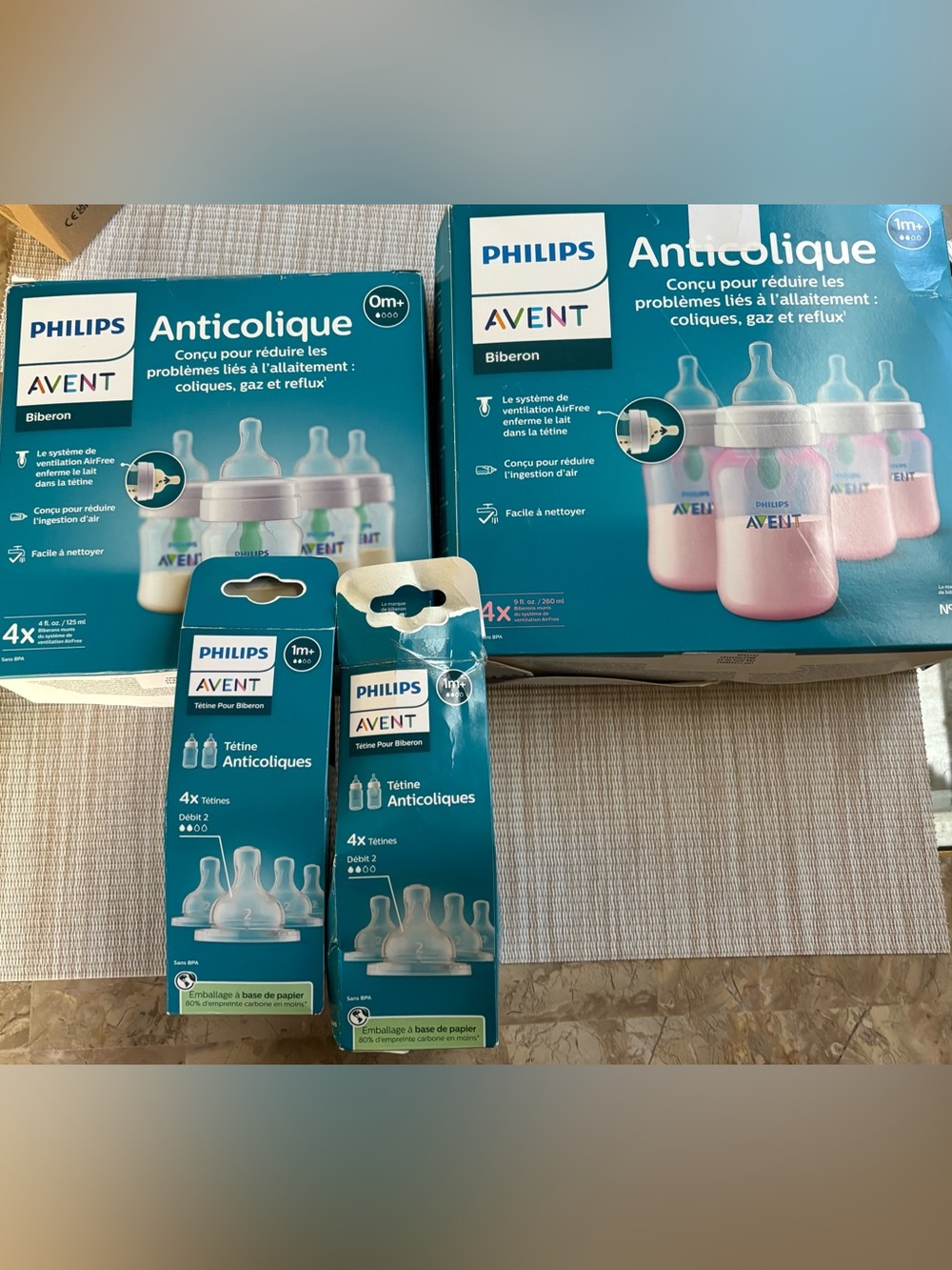 Anti-Colic Baby Bottles with nipples